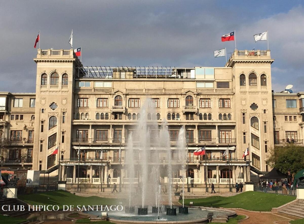 Libertad, Aire Acondicionado,free Gym Y Pool, 2min To Metro,zone Turistik Santiago