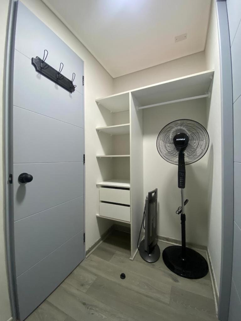 Libertad, Aire Acondicionado,free Gym Y Pool, 2min To Metro,zone Turistik Apartamento